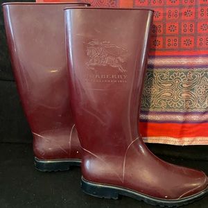 Burberry Wellington rain boots, USED, burgundy color, 38 EU - 7.5 US WOMEN